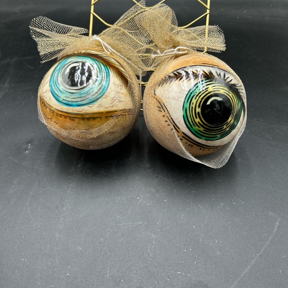 Unique Decorative Eyeball balls for decor, Halloween, spooky